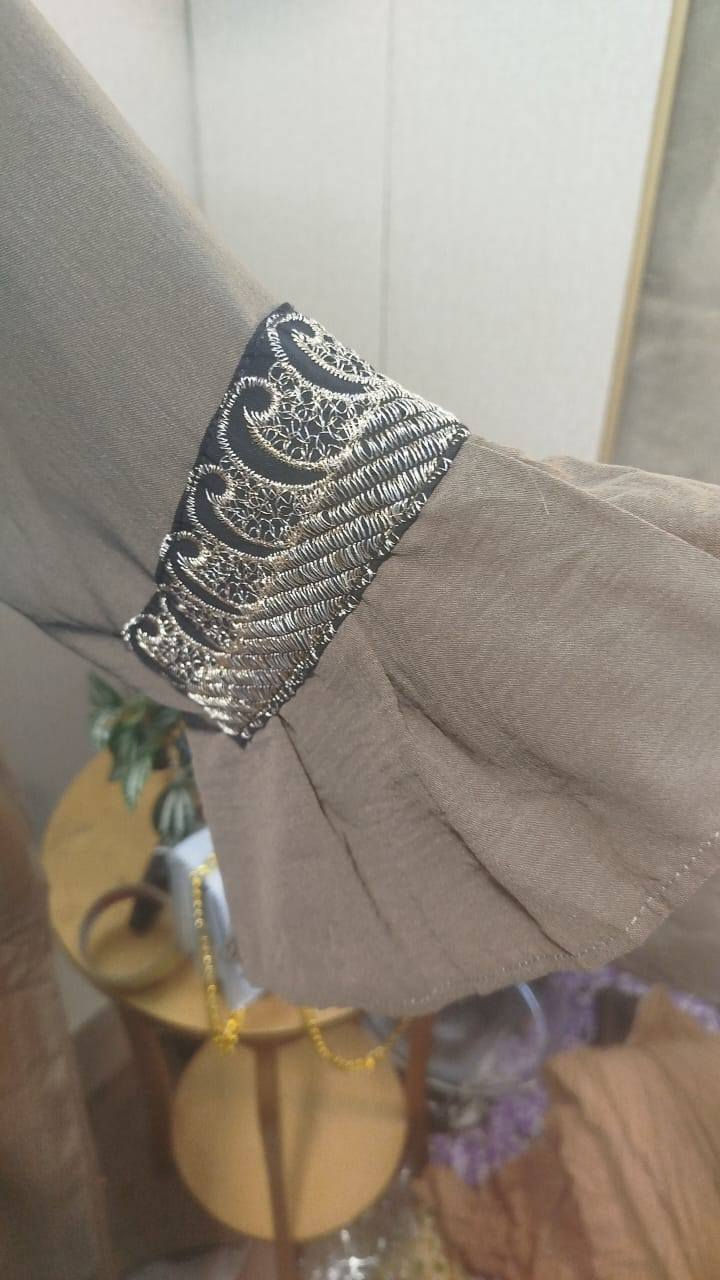 قطع اخيرة تجنن للحجز خاص وتدللون 🩷


**إذا كنت صاحب هذا الإعلان وتريد حذفه لأي سبب، رجاءا أرسل رسالة إلى الدعم الفني**