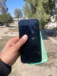 آيفون 14 برو ماكس • ٢٥٦ • شاشة وظهر مفطور