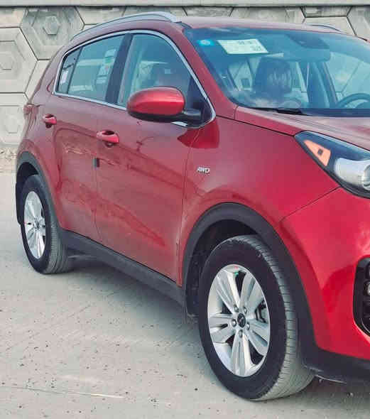 من رخصت مدير الكروب المحترم السلام عليكم كيا سبورتج ٢٠١٨ وارد أمريكي رقم بغداد انكليزي حادثة بنيد مبدل  فقط بدون ايرباك السياره ماشيه ١٠٠ الف فول عدا الفتحه كراسي جلد شاشه كبيره كامره خلفيه بصمه تشغيل عن بعد  هند بريك بالرجل فور ويل تبريد قطعتين لايتات زنون بلادي كير مكينه شرط مامفتوحات صدر أمامي وخلفي جديد تخم تاير تبريد شغال السعر   (   ١٥٥  ) بيهه مجال الاتصال  ***********  مكان بغداد
