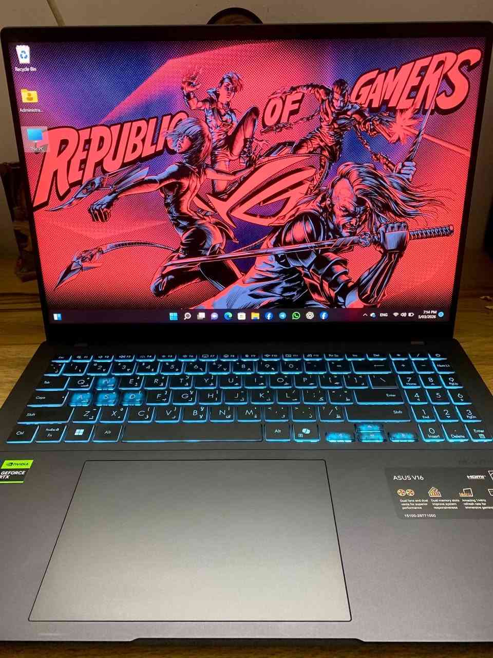 مرحبا شباب
لابتوب الكيمنك الاحدث من ايسوس ال V16
لابتوب شرق اوسط وكاله نضافه ٩٩% مستخدم قليل مضمون تماما
ياتي بعتاد داخلي الاحدث،
شاشه حجم 16 انش بدقه QHD تغطيه الوان 100%SRGB ADOBE بمعدل تحديث 144 فريم 
معالجات الاحدث من انتل
INTLE 7-244H ممتاز للكيمنك و برامج الانتاج كثيفه الاستخدام للموارد، بتوربو معالج 5.20GHZ 
كرت الشاشه المنفصل تحفه من
NVIDIA RTX 5060-8GB DLSS4.5 FRAME GEN  MULTIPLE / PATH TRACING 
كرت مدعوم باخر تقنيات انفيديا بكافتها لافضل تجربه 
رامات حجم 16GB نوع DDR5 قابل للتطوير 
هارد M.2 الجيل الخامس حجم واحد تيرا بايت قابل للتطوير
صوت محيطي ٤ سبيكرات ممتازه هاي باز 
بطاريه ٤ ساعات استخدام 
لابتوب الترا سلم خفيف الوزن و التنقل
اكسترا لارج تج باد بخواص الاختصارات وتعدد الاستخدامات

السعر مليون و ٦٥٠ الف فقط 
بغداد الشرطه الخامسه قرب البياع ويوجد توصيل 
تواصل***********
