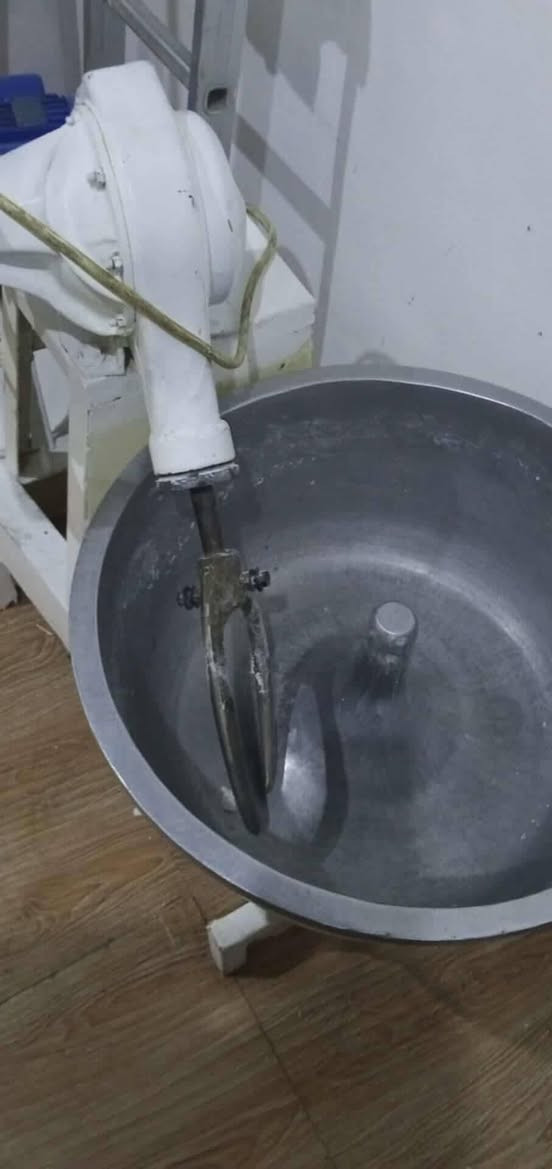 عجانه للبيع تاخذ 30 كيلو
السعر 375 بيها مجال بسيط
 العنوان موصل المنصور


**إذا كنت صاحب هذا الإعلان وتريد حذفه لأي سبب، رجاءا أرسل رسالة إلى الدعم الفني**