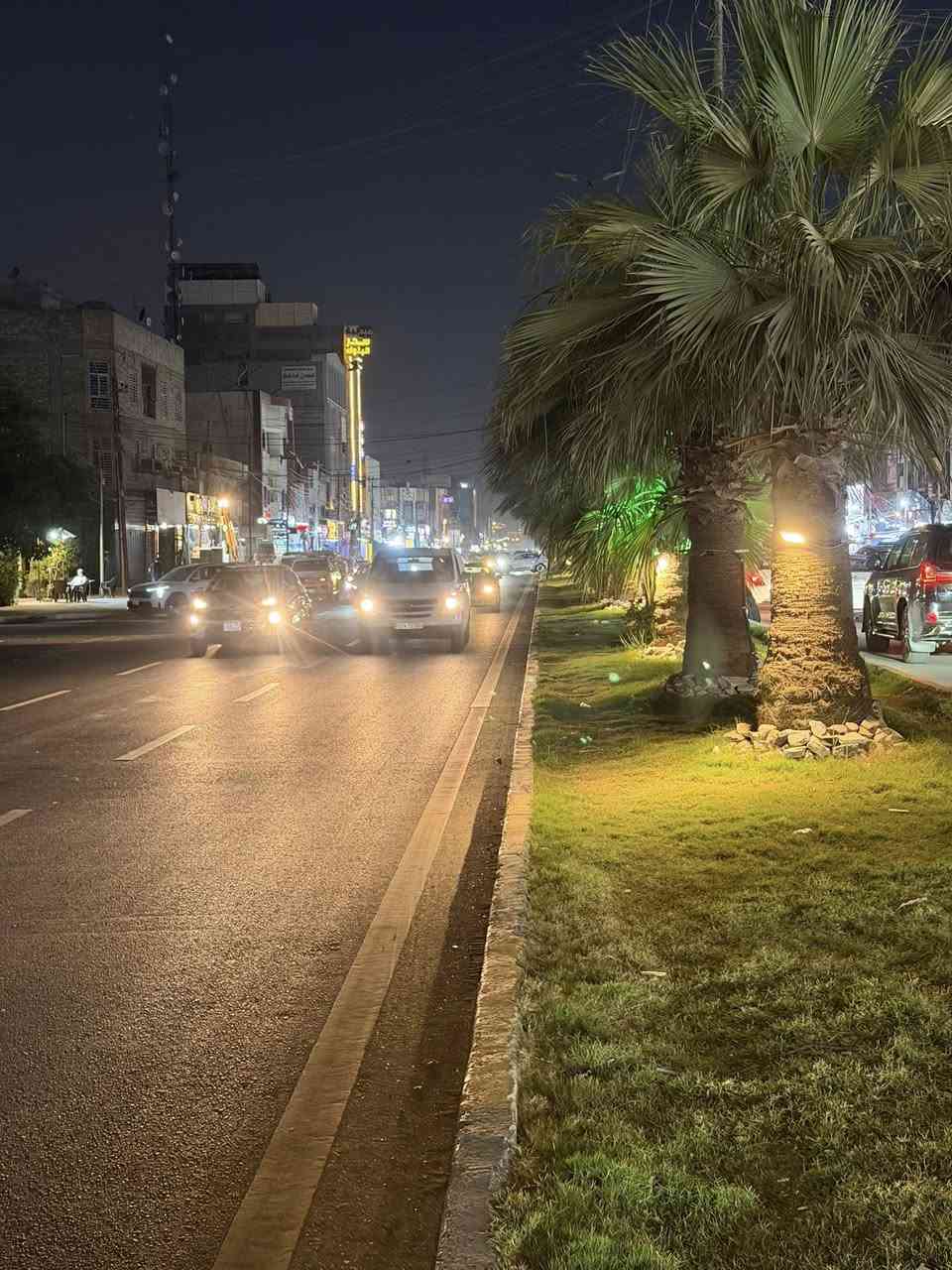 محلات للايجار للايجار 

الموقع حي البنوك شارع الجسر 
مقابل مرطبات الامير 

للاستفسار  ***********

