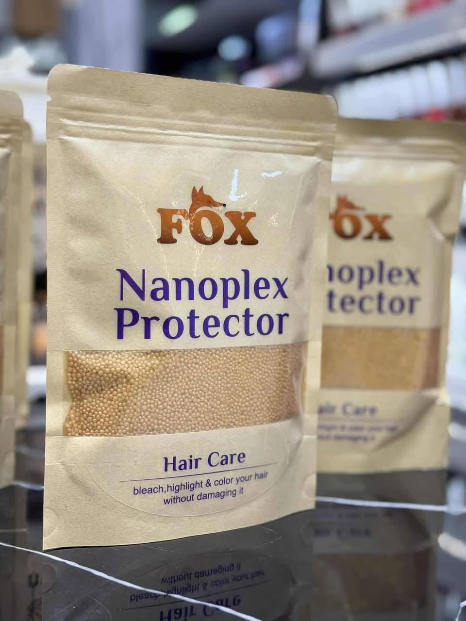 وصل الجدييييد 🆕
حبيبات النانو بلكس من ماركة فوكس 🦊
وبحجم دبل 2x 👌

الحبيبات البروتينية الذهبية بحجم 250 غرام ( ربع كيلو ) 
اللي توفر حماية عالية للشعر ، تضاف كمية قليلة منها مع البلوندر ( عمليات قصر الشعر ) او مع عمليات صبغ الشعر لتوفير الآمان والحماية العالية للشعر وتعتني بفروة الرأس ، وبالاستخدام المتكرر اله راح يصلح خصلات الشعر وتخليهه صحية اكثر. 

الحجم : 250 غرام 
السعر : 10,000 الاف دبنار بس


**إذا كنت صاحب هذا الإعلان وتريد حذفه لأي سبب، رجاءا أرسل رسالة إلى الدعم الفني**