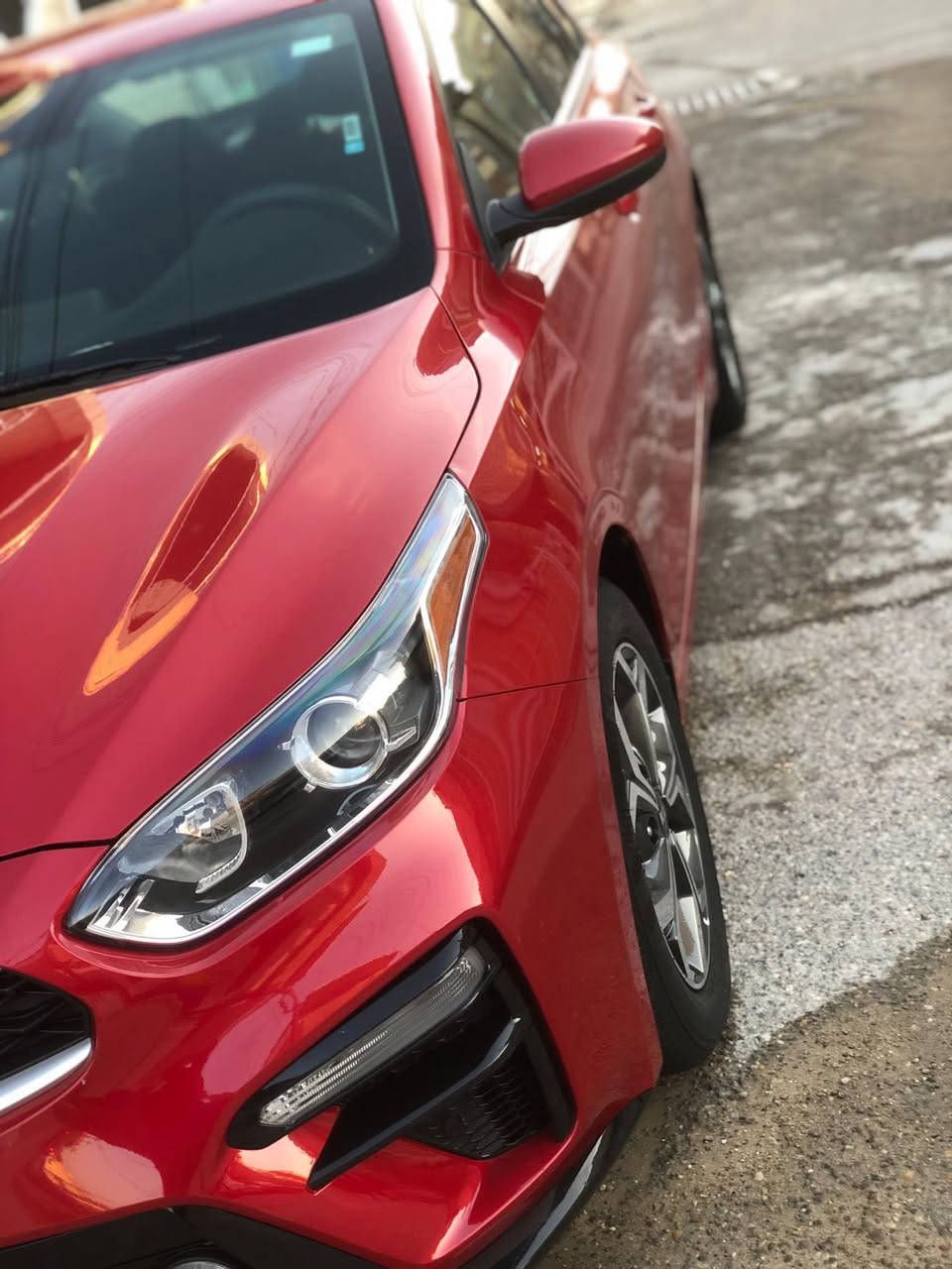 كيا فورتي 2020 وارد امريكي ماشية 54 السعر 138 ورقة حادثها كما موضح في الصور و الباب الخلفي مبدل نفس اللون 
*********** بغداد حي الحسين
