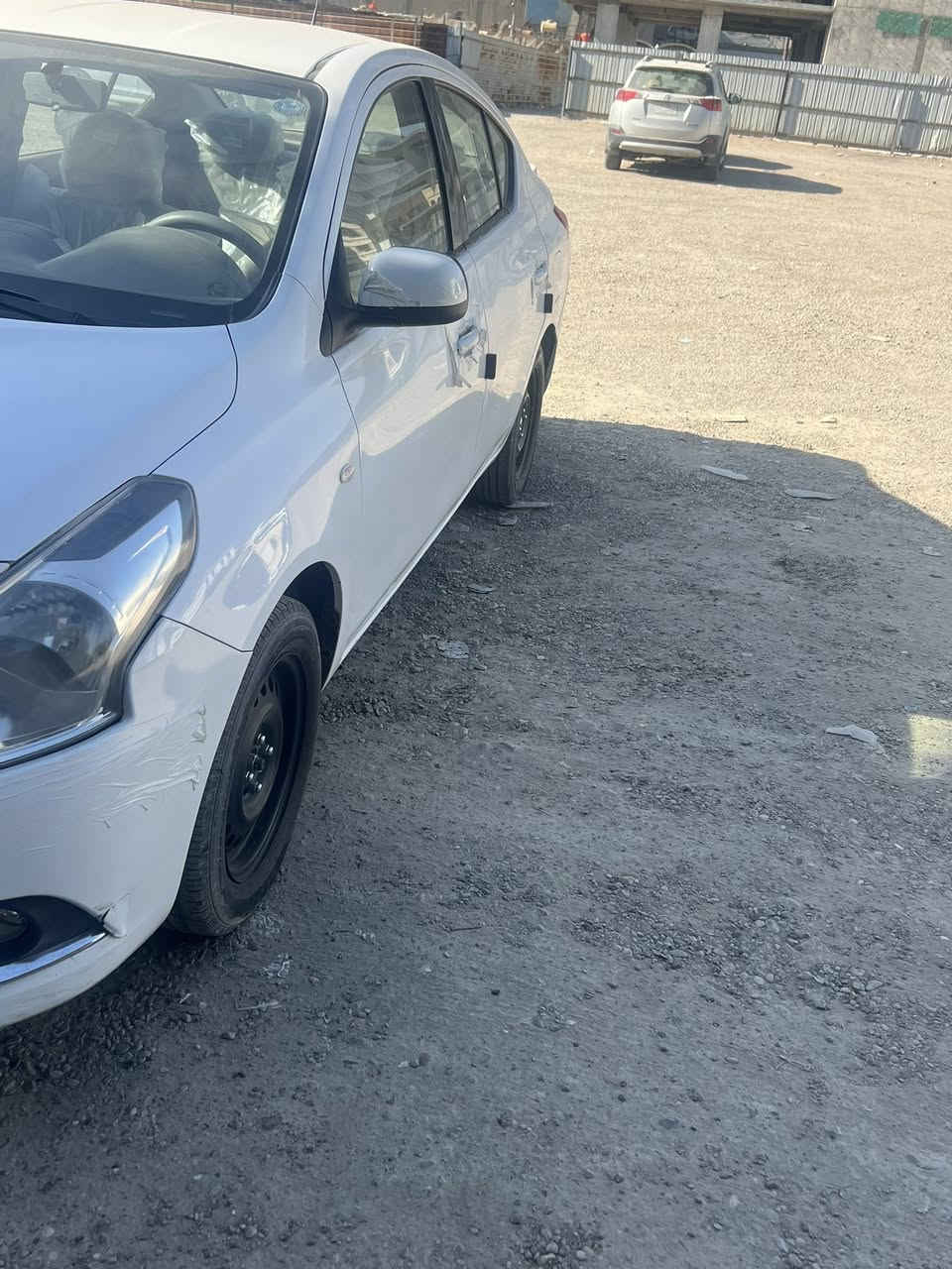 السلام عليكم سني هندي موديل 21  السونار مرفوق بل صور اتريد تحويل او وكاله اي نقص ما بيها مكاني بغداد البلديات 
السعر 105 
***********
