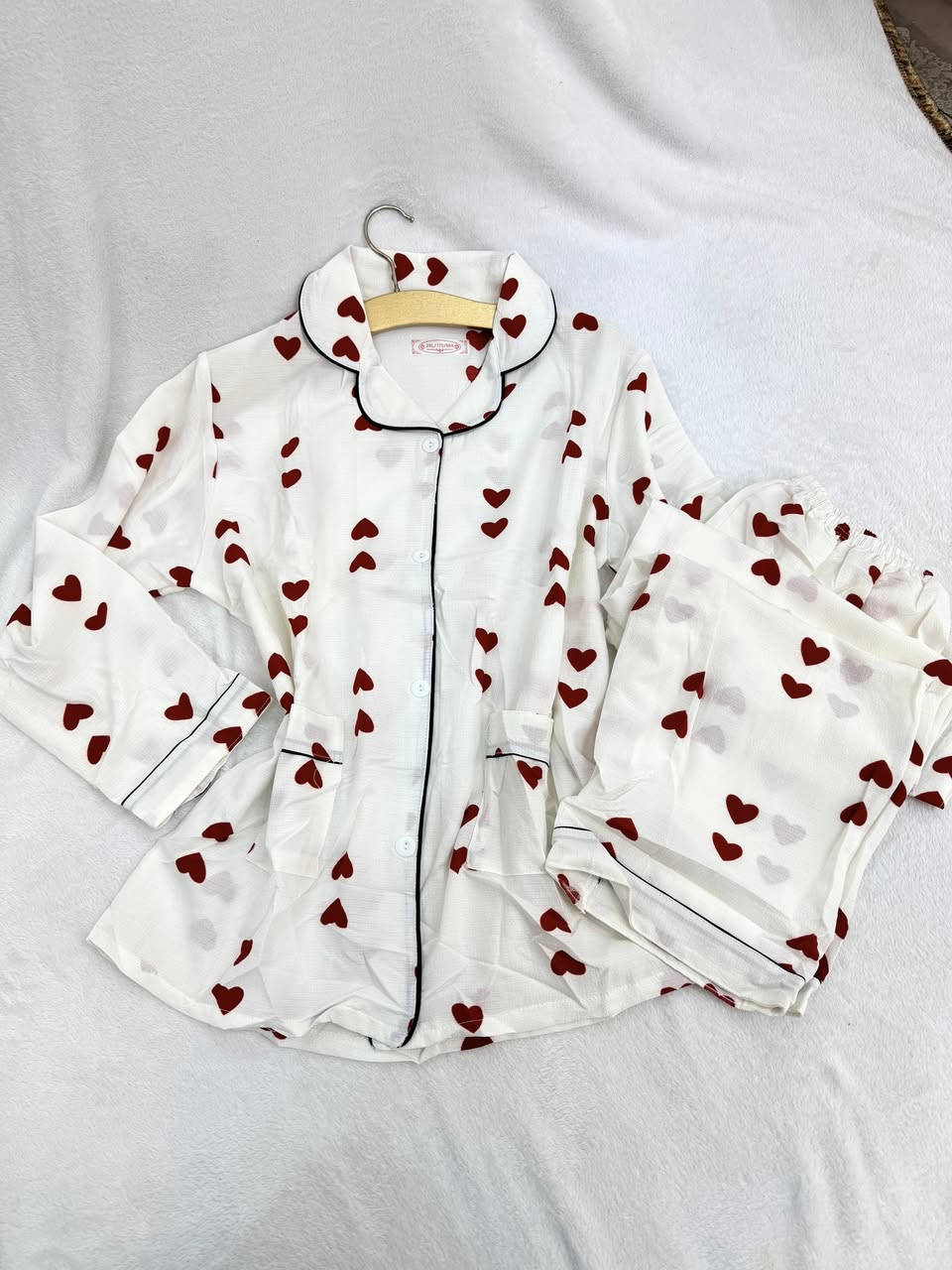 عرض خاص ♥️🖤🤍
تراك قلب وزن ( 40 - 90) كيلو 
متوفر ب3 الوان {الاحمر والابيض_الأبيض واحمر_ الأبيض والاسود}
خامه كريشه درجة اولى
الحجز مفتوح لعيد الحب


**إذا كنت صاحب هذا الإعلان وتريد حذفه لأي سبب، رجاءا أرسل رسالة إلى الدعم الفني**