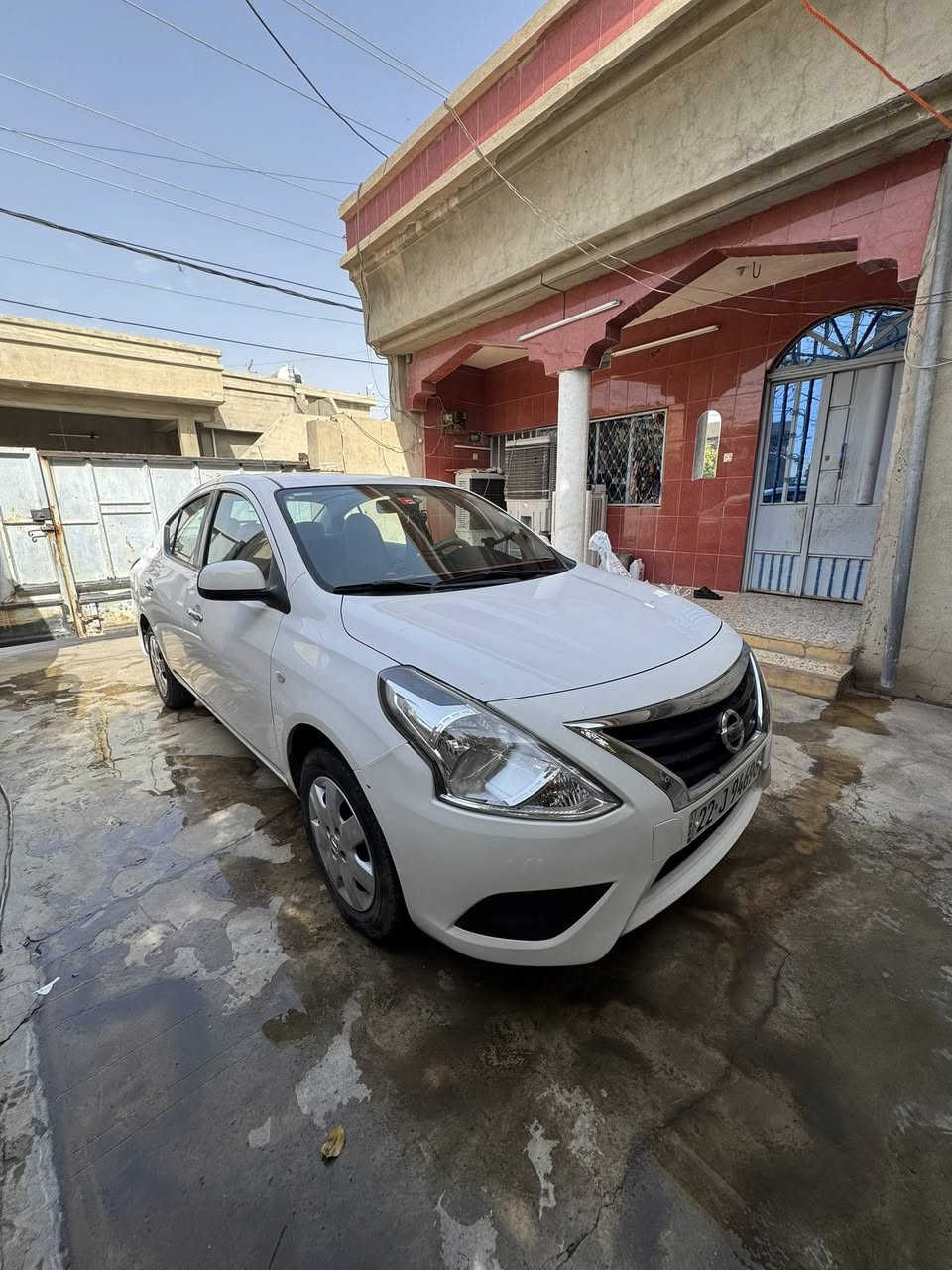 نيسان سني هندي موديل ٢٠٢٣ 
سنويه بسمي جديد 
بيها دفتر بنزين 
سونر موجود بصوره 
شاشه ايباد و كامره داشكام و حساس
سعر ١١٩ بيها مجال 
***********
