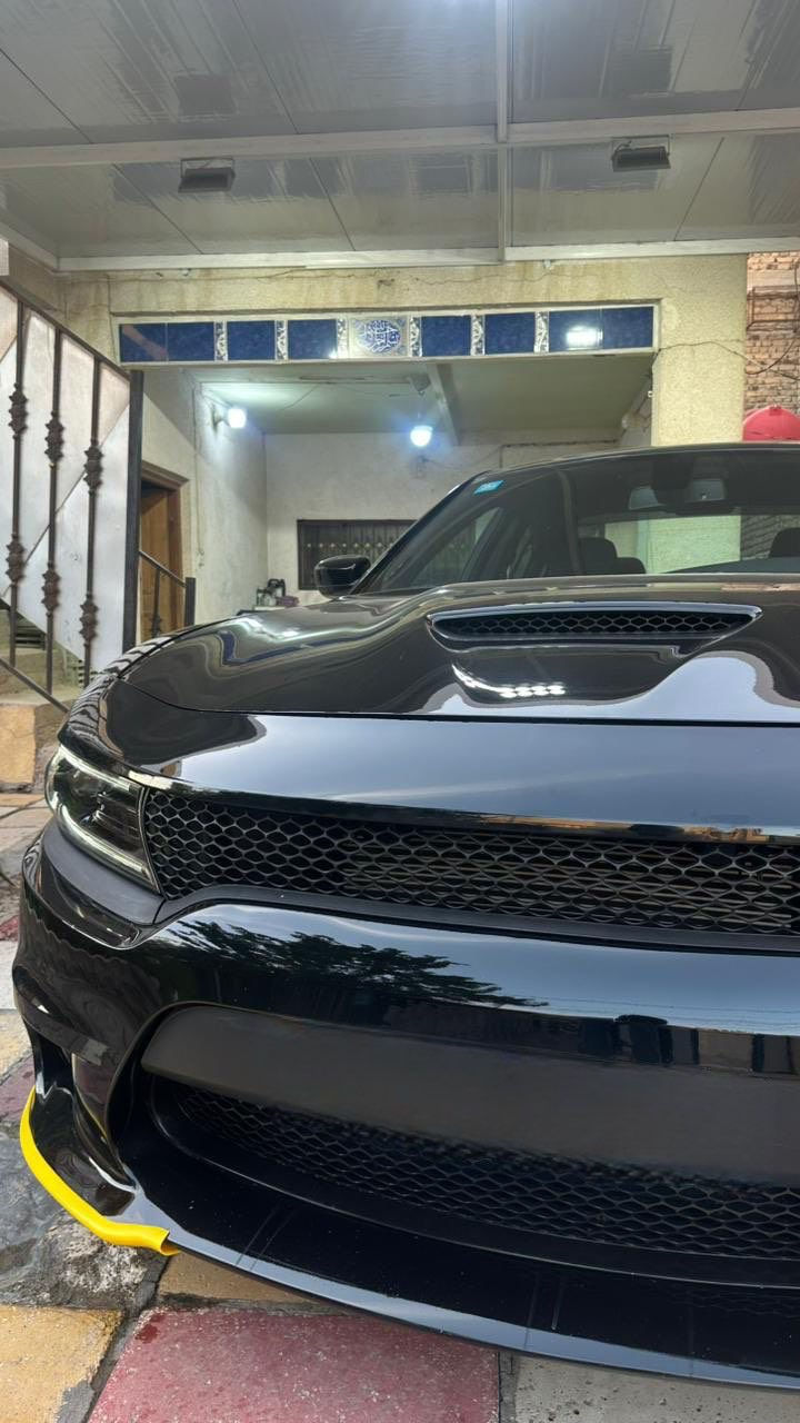 السلام عليكم جارجر 2022.
جارجر Gt 

معروفة مواصفات Gt

رقم بغداد 

بدون حادث فقط دعامية 

كفاله من تبديل فقط دعامية إماميه مبدله 

سياره جديده ادامه كامله مسويله 

سعر 275 وبي مجال 

مكان بغداد 

***********
