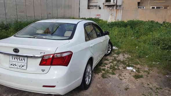 السلام عليكم (***********) (***********) 
للبيع byd f7 الحجم الكبير
  كير عادي 
مكينة ٢٠٠٠   
بدون صبغ ضررها موضح بالصور باب خلفي جهة السايق وجاملغ خلفي 
سلايد 
تحكمات ستيرن جهتين 
بصمة تشغيل وبصمة بابين وصندوق 
قطعتين تبريد 
اوتو لايت / عدسة
اشاير بالمري / هيتر 
اشارة ترحيب
تراكشن كونترول 
كاميرا جانبية يمين وكاميرا خلفية
حساسات  امامي خلفي 
شاشة كيج تايرات بلادي
تعتيم كهربائي بالمراية الداخلية / بوصلة الكترونية
كشن جلد تحكمات كهربائي 
١٠ ايرباك 
سيستم صوت ١٠ سماعات بلادي
باتري  وكلتج جديد 
تايرات جدد 
مبدل قايش تايم كيس وصيانة عامة  
كهربائيات بوش 
ويل كب 
رقم سليمانية تواجد اربيل
سنوية ساقطة  

السعر ٧٦٠٠ أربيل
