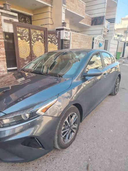 كيا فورتي 2023 اللون فيلي بدون ايرباك بدون دواخل صبغ بنيد  فقط
نوع وارد امريكي دخول جديد رقم اربيل  . 
حادث السيارة. 
موضح بالصور
السيارة كلها ليبل واحد 
السيارة ماشية 21 الف محرك 2000 DOHC

🟪ســعــر👾 ::  153وبيهه مجال بسيط 
- بريك abs. 
- مدخل اواكس usp. 
- حاكية اتصال. 
- شاشة كار بلي. 
- كامرة دوارة.  
- حساس اطارات. 
- ثلاث انظمة قيادة .
- ⁠اريل نڤكيشن. 
- شاشة اعطال. 
- نظام خرائط. 
- شاشة عرض كبيرة
- تحديد مسار 
- مانع تصادم
- مثبت سرعه كروز 
- ⁠قيادة ذاتية 
-  عدسات لايت LED 
عنوان السيارة بغداد الدوره 

رقم صاحب السيارة
 ***********
