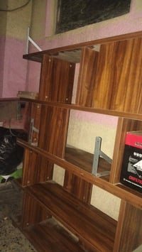 مكتبه معرض خشب صاج السعر ٤٥الف فقط عنوان بغداد الشعب ..رقم الاتصال 077...