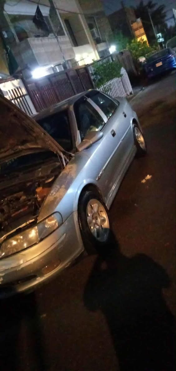 السلام عليكم اوبل فكترا 2001كير ومكينه جدد تبريد بي ليك كير اوتو جام اربعه كهرباء تايرت جدد محرك 2000مسكر السعر 42وبيهة مجال بصيط مكاني بياع تقاطع درويش بيهة ضربه بل جاملغ الخلفي ***********
