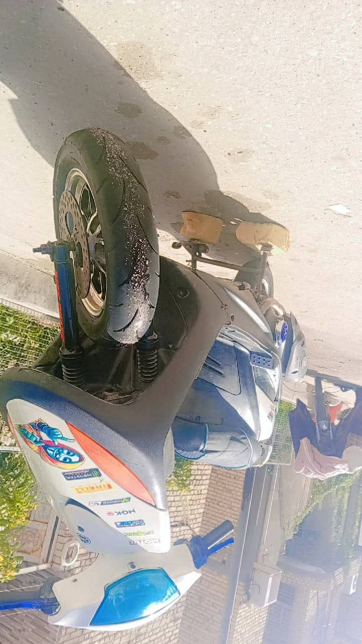 سلام عليڪم..
ماكس عدله جاهزه من كلشي 
شرط الفحص وين ماتريد اخذه 
السعر. 750وبيه مجال. الشراي. ***********.
وتساب موجود اول اتصال
