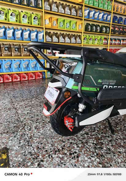 سلام عليكم درجة شحن البيع الدراجة جديدة مواصفات الدرجة ٤ سرعات ٦ بطاريات السعر على الخاص ***********
