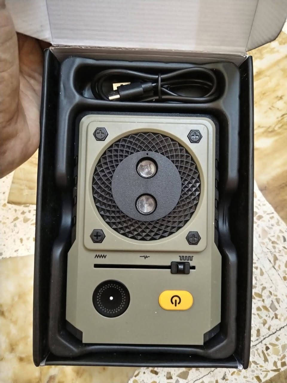 طارد كلاب أجلكم الله شحن تايبسي حديث جديد لوك ب10الاف دينار على اول تم


**إذا كنت صاحب هذا الإعلان وتريد حذفه لأي سبب، رجاءا أرسل رسالة إلى الدعم الفني**