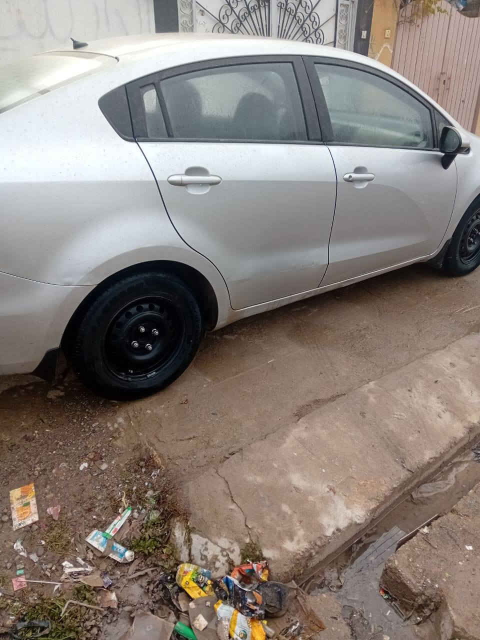 كيا ريو موديل 2012 سياره اب اسمي رقم أربيل مكفوله كفاله عامه قطره صبغ مابيه جاكوج واحد مامظروبه سياره جديده فول بس كير عادي سبعه نمر سياره جاهزه مكاني موصل شرط وكله وتحويل سياره مصفره سنويه الي 2031 ***********
