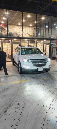 للبيع او مراوس شيفرولية ترافرس 2011 اعلى مواصفات ltz  السيارة فور ويل ...