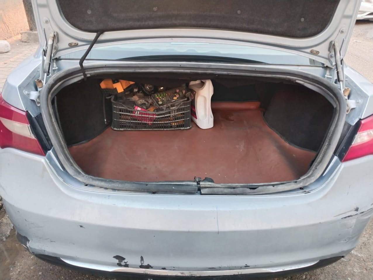 السلام عليكم
للبيع
C200 2014
رقم بابل تحويل في اي محافظه مكانها البصرة سعرها ٦٥ ورقة الشراي يتصل على الرقم
***********
