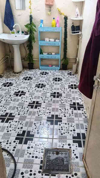 سلام عليكم مشتمل . طابو صرف للبيع سند مستقل مابي ورثة الموقع بغداد الزعفرانية منطقة  الاربعميت دار الرقم للاتصال ***********. السعر. (75. مليون). قابل للتفاوض
