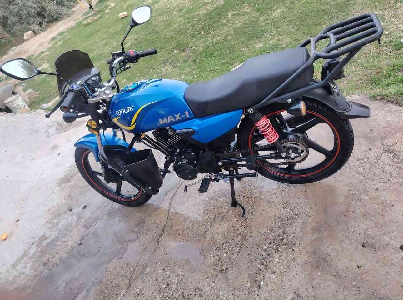 سلام عليكم شاينك ماكس وان مكينه 200cc
موديل 2025 شهر سابع استخدام شخصي اي نقص ما بيهة عدا الباتري هابط لا ما مشتغله دلفري اروح للدوام ورجع
  شرط احلى من صوره💙
بغداد تاجي المصابيح
هاذ رقمي بي واساب ***********. الي مو شراي لا يراسل 😉
