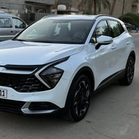 كيا سبورتج 2023 خليجي مكفوله عدا بارد قليل بالباب الخلفي عكس السايق ما...