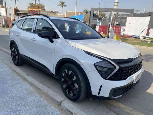 كيا سبورتج 2022 خليجي لارج فئة (بلاك)
بانزين فقط  باسمنا استيراد خاص
محرك 2000  ماشية 27 كم 
بيها تبديل باب (بلادي) خلف السايق وبارد بسيط 
كامل مواصفات بانوراما بعدها ع وضع الشركة تراي زيرو
السعر 204$ مجال بسيط 
مكاني اليرموك ***********
