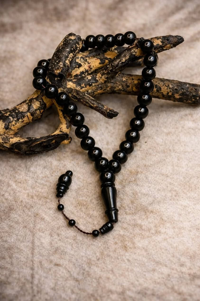 📿 سبحة يسر حر طبيعي 33 خرزة مقاس 14 مم بقصة بلية، قطعة فاخرة من يسر البحر الأحمر الطبيعي تتميز بجمالها الذي يزداد مع الاستخدام.
📩 متوفرة بأسعار جملة مميزة للتجار والموزعين، تواصل معنا لمعرفة الكميات والأسعار.


**إذا كنت صاحب هذا الإعلان وتريد حذفه لأي سبب، رجاءا أرسل رسالة إلى الدعم الفني**