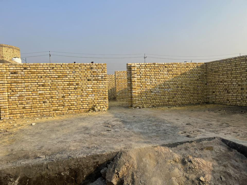 � فرصة استثمارية مميزة – هيكل زراعي للبيع 🌿

📍 الموقع: منطقة الصخيين – شارع الجامعة
📐 المساحة: 200 م²
🛣 يبعد عن الشارع العام: 60 متر فقط

🏗 تفاصيل البناء:

 • أساسات صبة نظافة كونكريت
 • تسليح درجة أولى
 • عوازل ومواد مقاومة للرطوبة
 • بناء متين وبمواصفات عالية الجودة

💰 السعر: 65 مليون (قابل للنقاش الجدي)

📞 للاستفسار والمعاينة:
***********

✨ موقع ممتاز… بناء مضمون… فرصة لا تتعوّض
