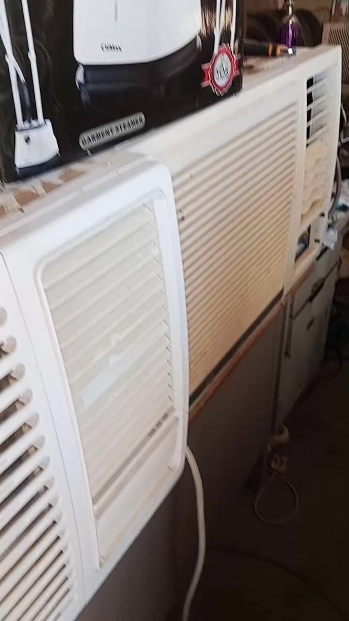 للبيع
***********
***********
معرض الزهراء لاثاث 
طارميه نهاية شارع البعث
