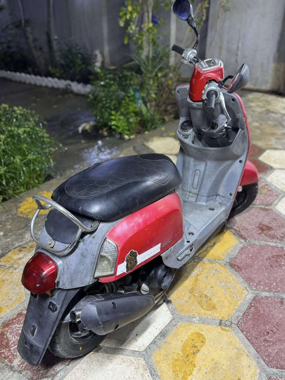 للبيع
دراجه بوليس نوزل نكره سلف كفرات مختمه مامفتوحة جاهزه مذب عليها فلس صالنصه رياضي طلقات سلف رياضي كهربائيات كلها شغالة ومزلك فيديو بالمنشور سعرها 650 الف وبيها مجال قليل مكاني طويريج للاستتفسار ‭0772 167 1373‬ واتساب او خاص
