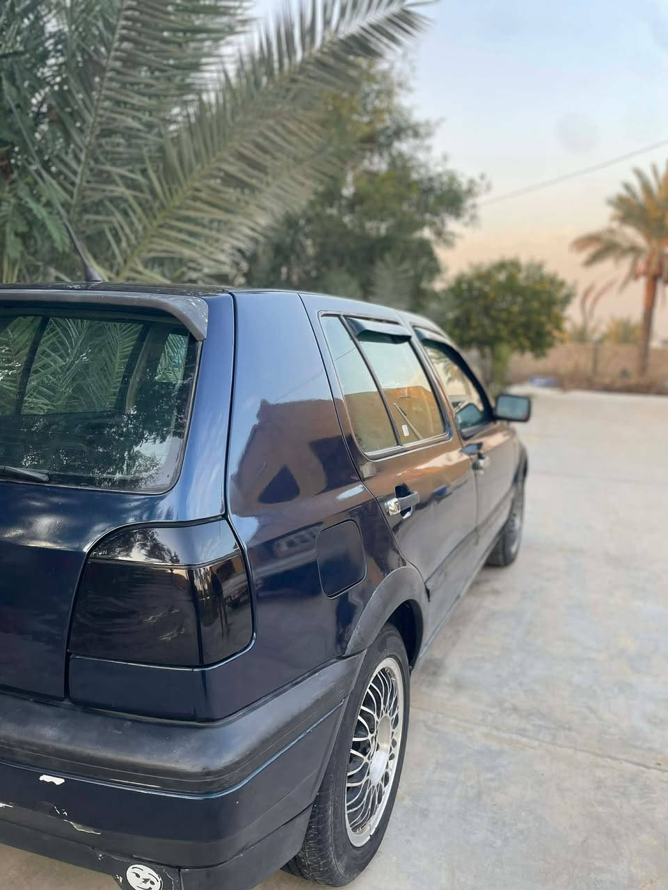 الموصيني علئ كوف جبتلك هاي نضيفه كلش
كولف موديل93 
مكينه2000 
كير اوتو مكفولات 
داخلهه 
بلادي ويل كب تخم تاير
رقم بغداد 
تحويل مبااشر مصفره
سياره حلوه ومتعوب عليهه 

السعر 45 وبيها مجال
مكاني بغداد المدائن
***********
