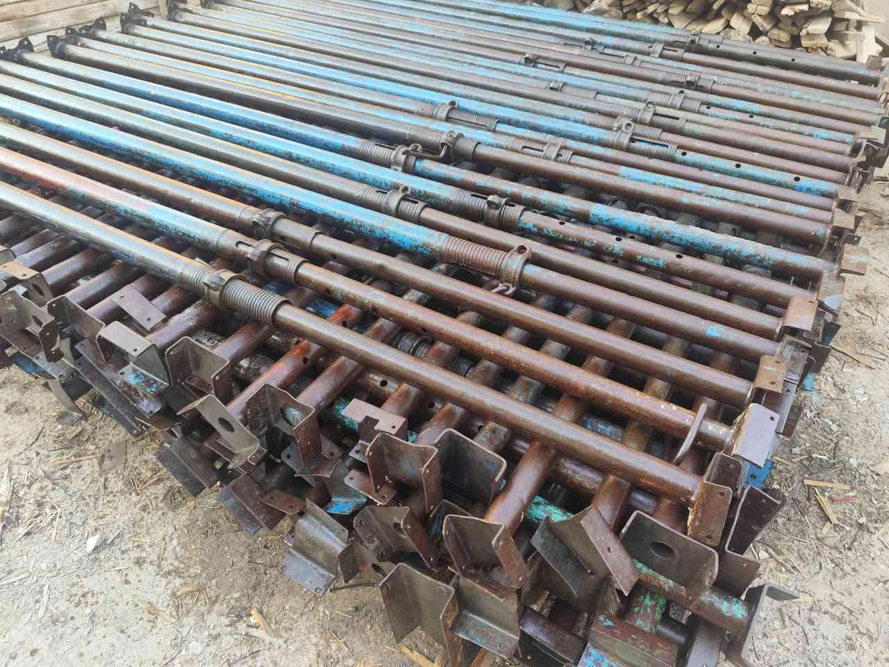 جكات حاضن الوزن الثقيل الاصلي للبيع العدد 175 بابل هاتف ***********

