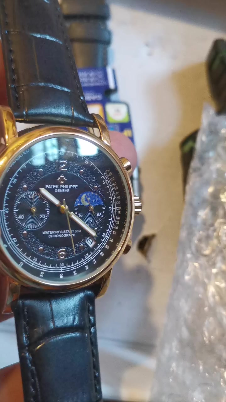 ساعة ماركة بهذا الشكل سناتر حقيقي
شمسي قمري سعرها ٢٥


**إذا كنت صاحب هذا الإعلان وتريد حذفه لأي سبب، رجاءا أرسل رسالة إلى الدعم الفني**