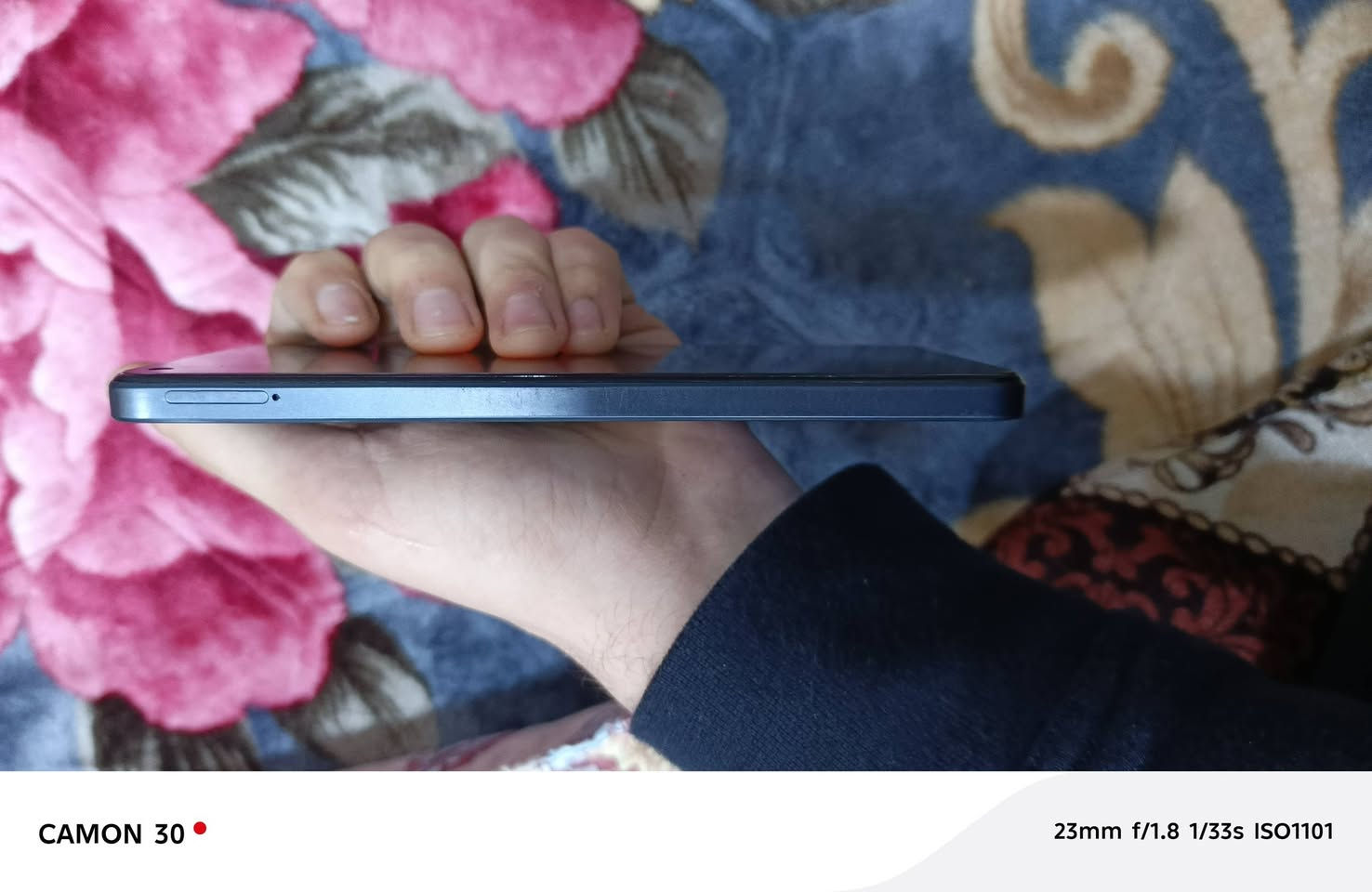 ريلمي ١٠
ذاكرة ١٢٨ رام ٨ يوصل لل ١٣ جهاز نظيف كلش ويا شاحنة اصلية و كارتونة ولزكة و كفر شحن سريع ٣٣ واط السعر ١٣٠وبي مجال
عنوان دوميز 
رقمي ***********
