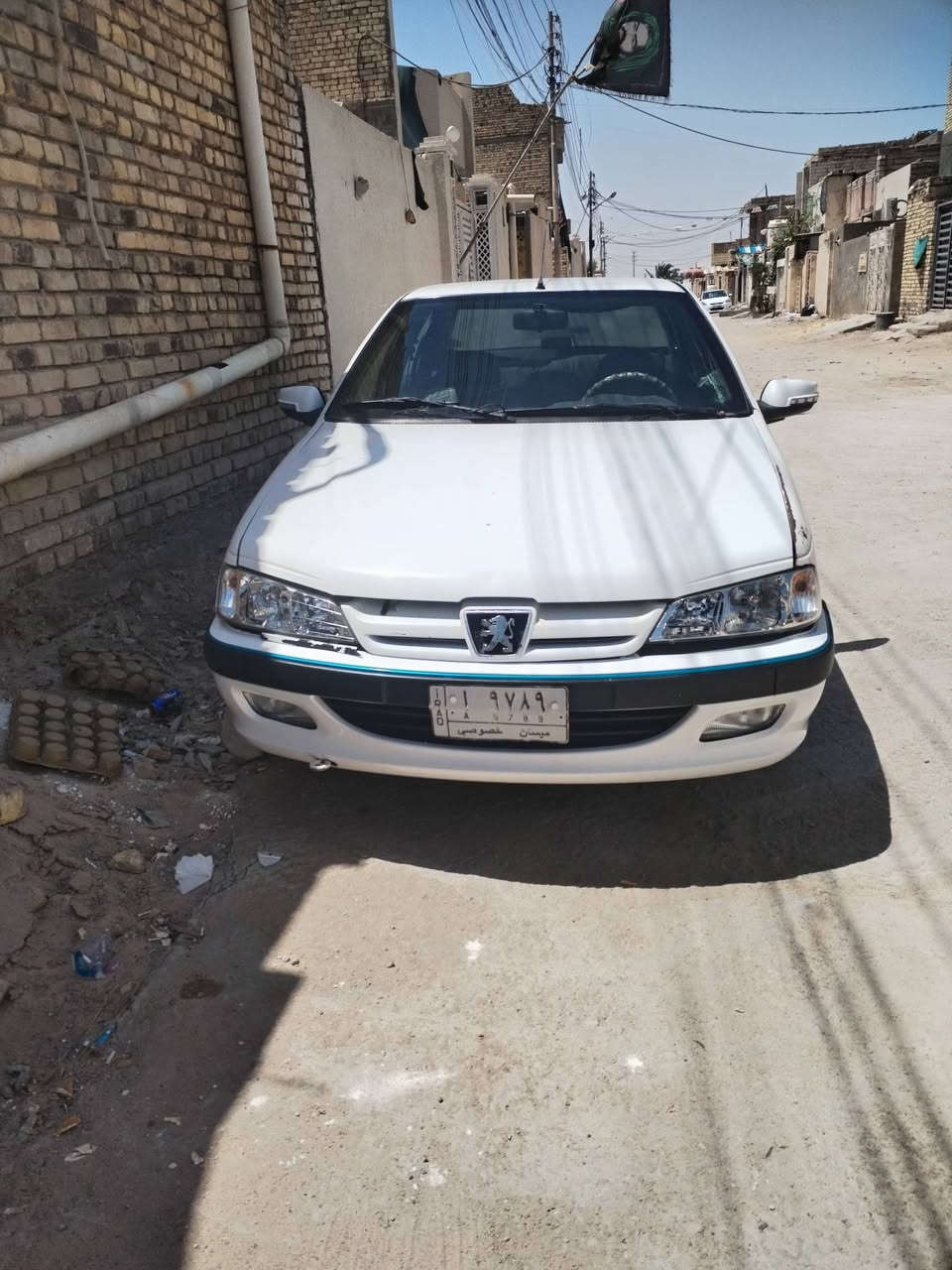 بيجو بارص 2013 مكفوله كير ومكينه وحداديه وصدر وتخم تاير تبريد ثلج كهربائيته كله شغاله لا ضربه ولا تبديل راعيه بل عماره السعر 35 وبيه مجال قليل اتصل ***********
