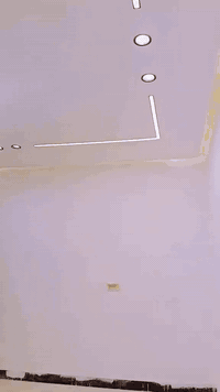 سلام عليكم صباغ عبود يوجد صبغ جوتن متر الف6 يوجد صبغ بتك متر ال6 مواد وعمل تواصل عله هاذه لرقم ***********
