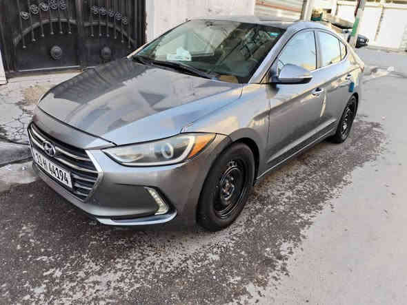 النترا 2017 امريكي رقم بغداد الانكليزي الجديد بسمي مواصفات السياره لمتد فووول عده الفتحه 
السياره كامله بدون نقص من محرك وكير وصدر 
ماشيه 100 الف السياره بدون حادث بدون تبديل داخله كلين 
سونارها منشور بالصور مكان السياره بغداد حي الاعلام ***********
