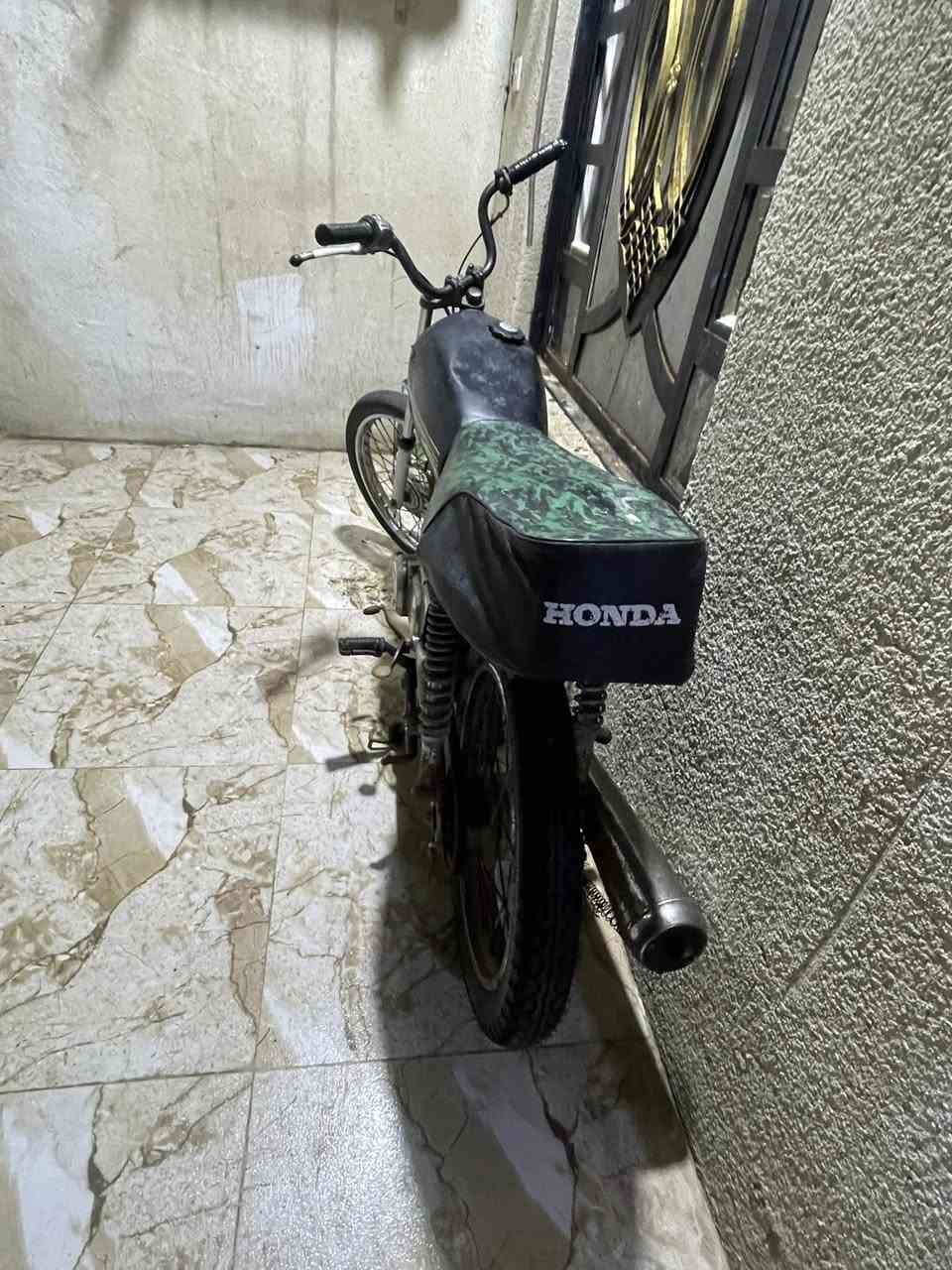 سلام عليكم دراجه ايراني للبيع / دراجه كايمه بيع كوم حديد سعر 125 /مكان ابو الخصيب /رقم ***********
