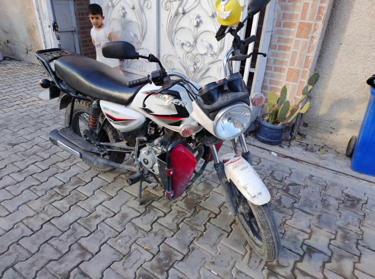 بوكسر 2023كفاله كير أو محرك 
مرقمه أو كامله سعرها 
2/400او بيها مجال 
***********
مكانها بغداد المحموديه
