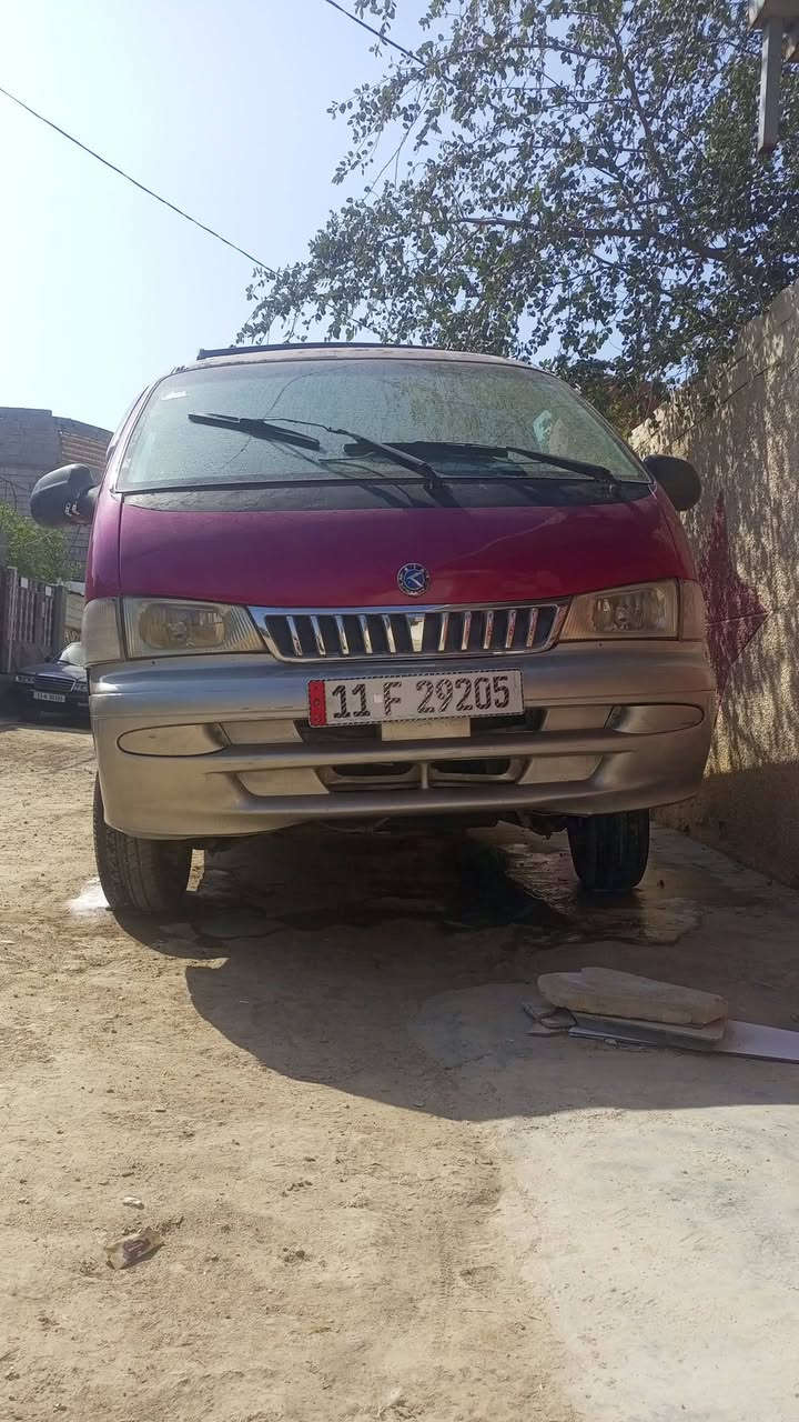 السلام عليكم كيا بريجو للبيع موديل 1996 سياره خير من الله حدادية خير من الله شواصي أربعة انضاف مكفولات محرك  مكفول من التبخير والتنقيص سنوية 27 السعر اتصل ***********
