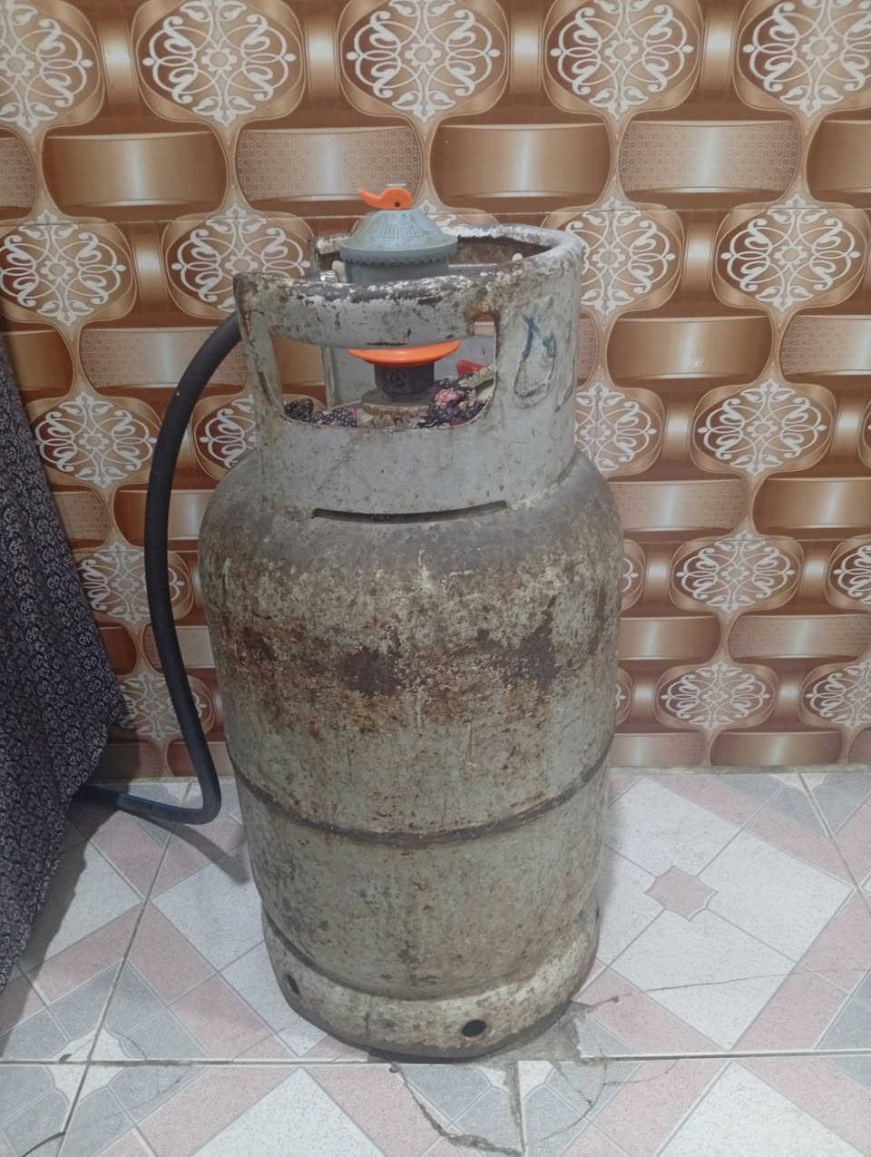 طباخ مستعمل دبةغاز ‏‪
‏‪0772 842 6942‬‏
الدوره جامع الاسكان
