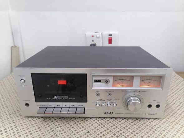 غراض للبيع يوجد توصيل ***********
