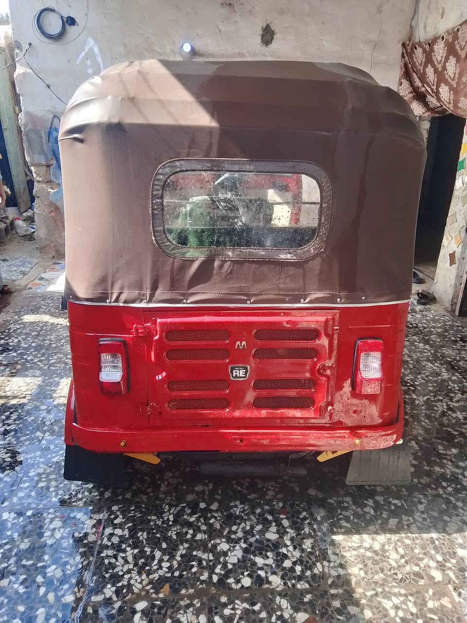 سلام عليكم تكتك البيع موديل 18قريبه عل 19وراق سعر3400وبيهه مجال شراي ينتصل عل رقم صاحبهه *********** آني مكلف بل نشر مجفته صارلهه7يام
