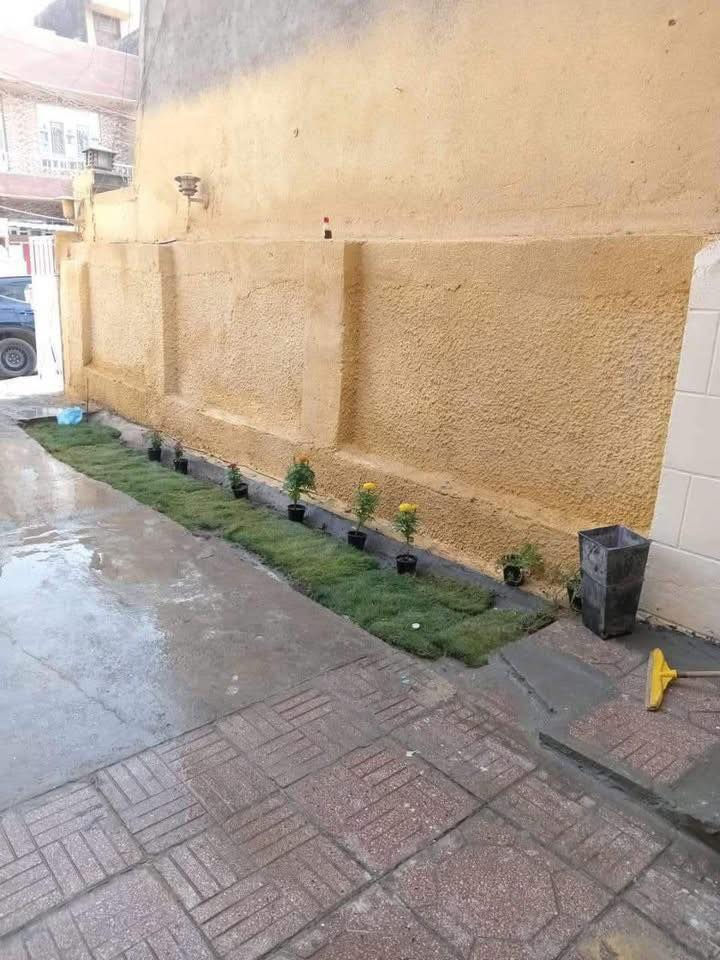 دار للايجار مساحة 135 متر
بناء كلاسك 

الموقع / شارع فلسطين حي المهندسين

الطابق الأرضي

كراج صالة غرفة نوم مطبخ خدمات منور

الطابق الثاني

غرفتين نوم خدمات

 مكتب الديار الخضراء للعقار شارع فلسطين حي المهندسين يوجد لدينا عروض اكثر للاستفسار يرجى مرسلتنا على الصفحه مكتب الديار الخضراء 
7717740997/***********
