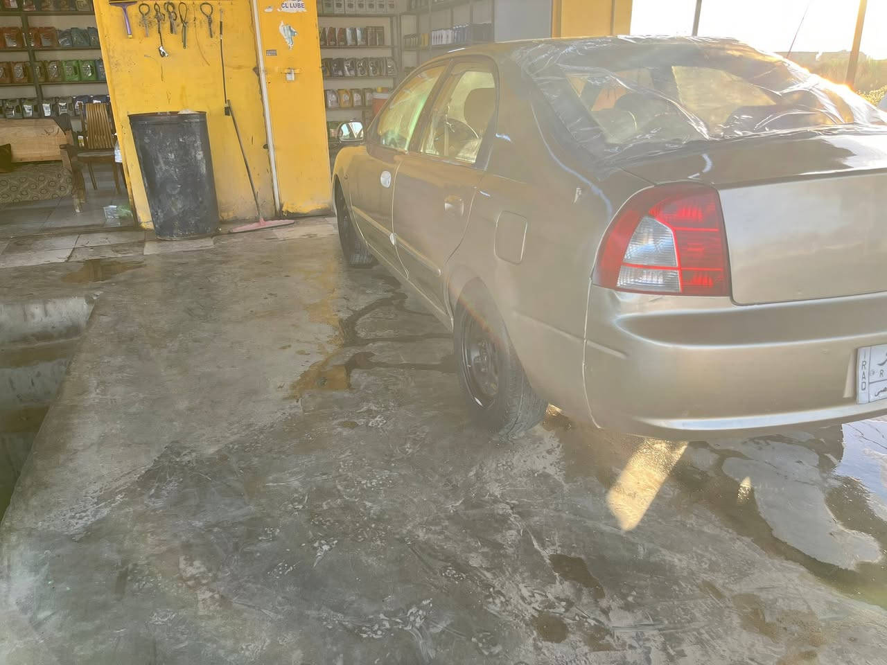 السلام عليكم كيا سبكترا 
رقم صلاح الدين شرط التحويل 
 كير محرك شرط 
تايرات نص عمر صدر نص عمر 
السياره تريد ترتيب 
العنوان صلاح الدين العلم السعر 22 وبيها مجال 
***********
