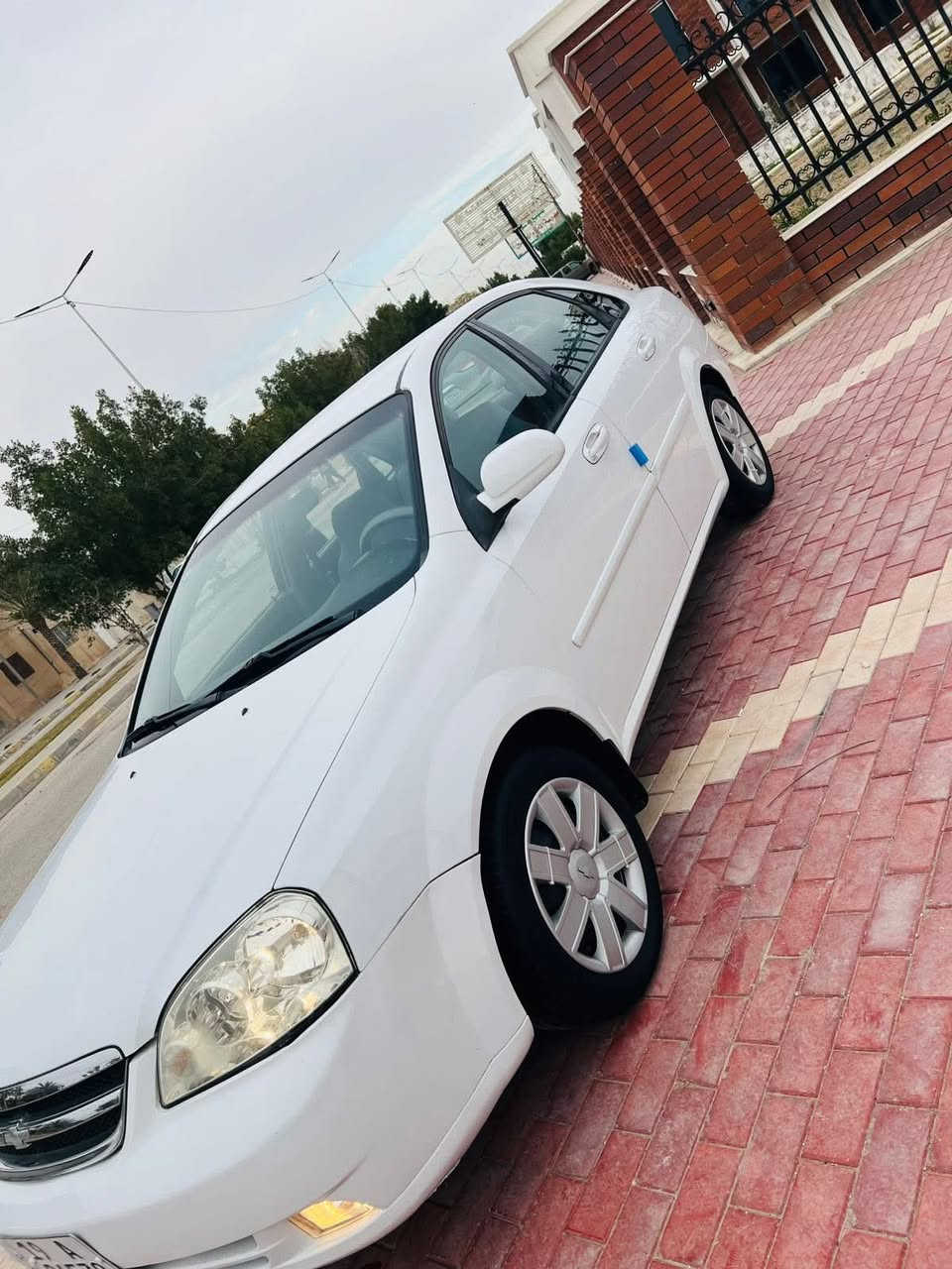 السلام عليكم
للبيع اوبترا 2011 مكفول عده جاملغ امامي صبغ سونار مرفق مع صوره

محرك وكير حاويه جدد تبريد حداديه جديده تخم تاير جديد مابيه اي نقص سياره جديده وجاهزه من كلشي 

ماشيه 170

السعر 85 وبيه مجال قيل مكاني كربلاء حي الاسره رقم كربلاء دولي تحويل مباشر

للاستفسار ***********
