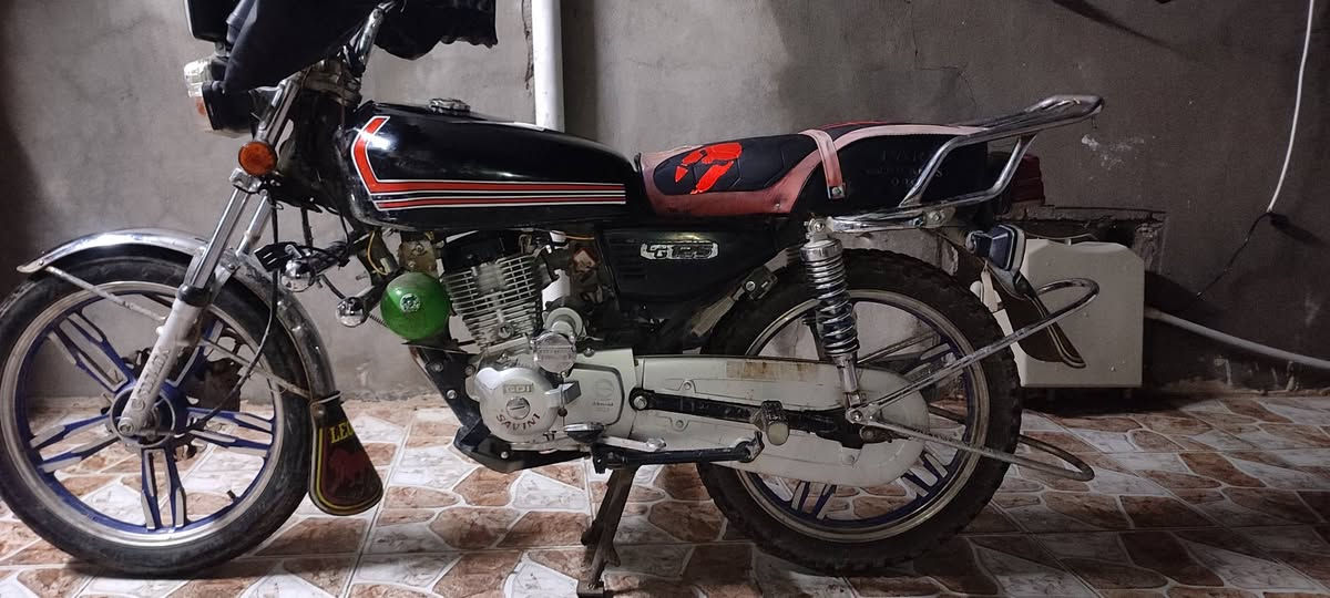 للبيع سافين موديل2023 منفيس اصلي  سعر 425وبي مجال للطيبين عنوان اربيل بحركه
***********
