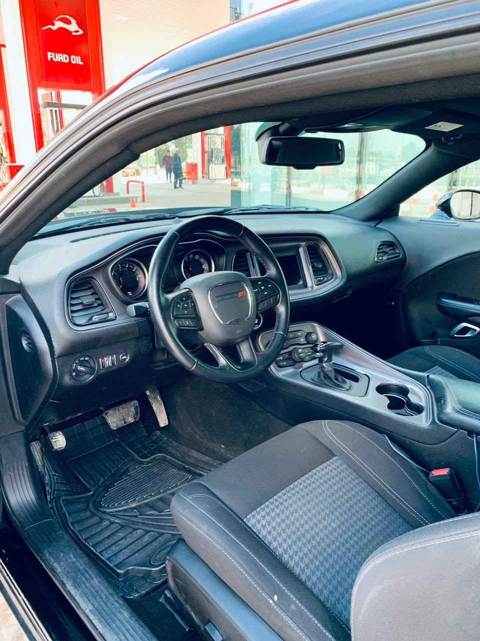 مواسەفات sxt
بەسمە
شاشە
کامیرە
18هەزار میل رۆیشتیە
تعدی سورعە
تحکوماتی سوکان
کوشین کارەبا
دەرکە بەسمە
سندوق بەسمە
سەیارەکە چاملغی لای سەکن و روبعەک بۆنیتی سبوغە بی ژۆری بی ارباک
کامل جوانکاری لۆ کرایە
ویلی سکاتی لەسەرە
چوار تایەی نوی لۆ بەسترایە
رەقەم و هەموو شتی نویە
رەقەم هەولیرە
تەعویل و غرامەی بەشەرتە
بی کەمو کوریە و جاهیزە
سحر 212مەجال
*********** أربيل, العراق
