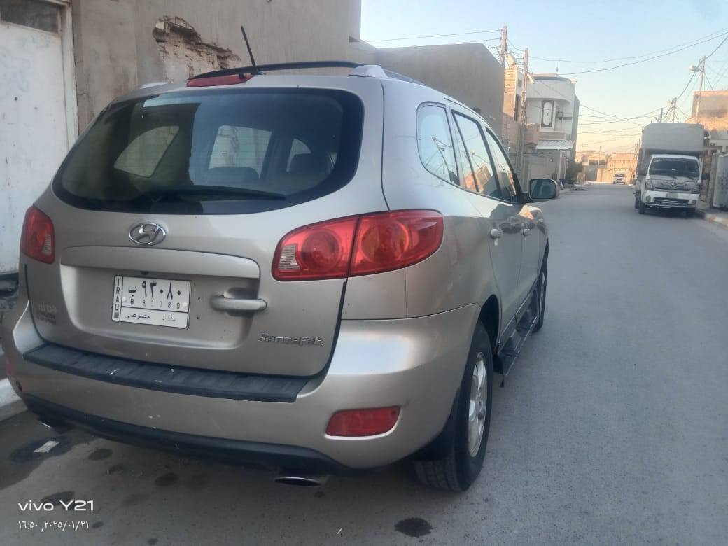 السلام عليكم سنتافيا 2007 وارد امريكي محرك 6  2700 الضرر موضح بالصوره
عنوان الفلوجه هاتف ***********
واذا مراوس كيا حمل اقبل
السعر 110 ورقه
