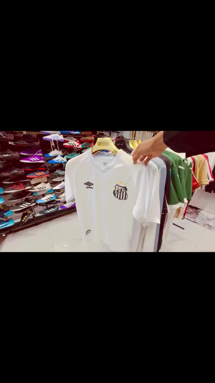 سلام عليكم 
تايلندي اصلي نسخه لاعب 
بدون شورت 
موجود مفرد ب8 الف 
وجمله 6 الف


**إذا كنت صاحب هذا الإعلان وتريد حذفه لأي سبب، رجاءا أرسل رسالة إلى الدعم الفني**